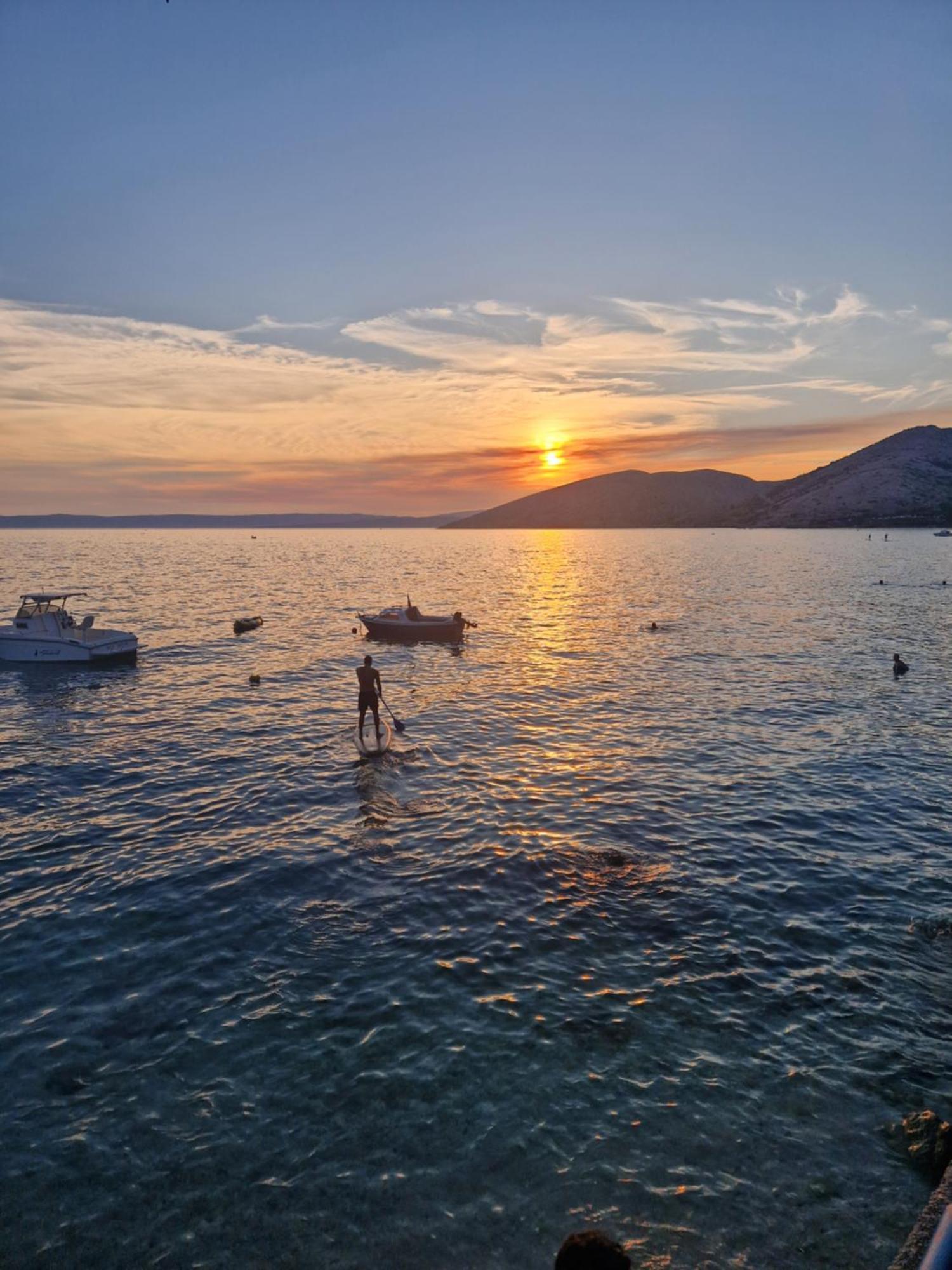 Eola Leisure Rooms Stara Baška 外观 照片